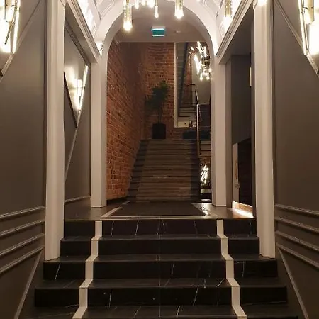 Cozy In The Center Of The *